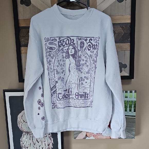 Taylor Swift Sweaters - Taylor Swift Speak Now Graphic Sweatshirt with Purple Design
